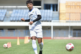 Bek Persib Jupe kenalkan puasa pada anak sejak dini