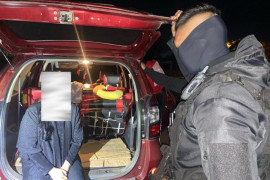 Polisi pergoki pasangan diduga berbuat mesum dalam mobil