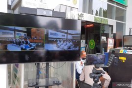 Terdakwa Haris Ubaidillah akui ada pelanggaran prokes di Petamburan