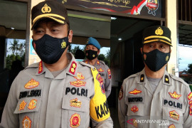 Pemudik di Batang wajib tes GeNose dan tes cepat antigen