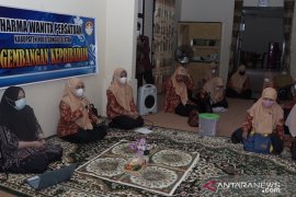 Pengembangan diri bagi DWP HSS penting sebagai istri ASN