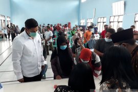 Pemkot Kediri bagikan uang tunai untuk warga terdampak COVID-19
