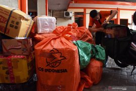 Kemenhub bersama Kominfo perketat pengawasan paket pos melalui pesawat