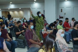 Vaksinasi COVID-19 AstraZeneca di Malaysia dimulai