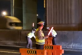 530 kendaraan di Gerbang Tol Cikarang Barat diminta putar balik