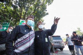 Pemkot Bandung evaluasi adanya kemacetan akibat penyekatan pemudik di Cibiru