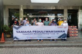 Dampak COVID-19, Alfa Scorpii Medan peduli wartawan olahraga