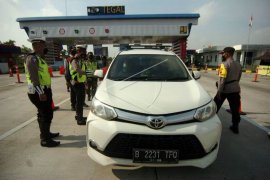 Penyekatan pemudik di Tol Pejagan-Pemalang