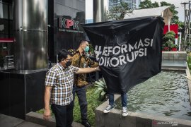 Koalisi Masyarakat Sipil desak agar Firli diuji wawasan antikorupsinya