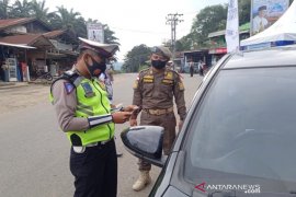 Penyekatan mudik hari ketiga di Tapsel nihil putar balik kendaraan