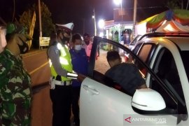 Penyekatan mudik Tapsel, malam ini lima mobil pribadi kembali putar balik