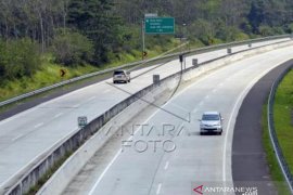 Tol Lampung - Palembang Sepi Page 1 Small