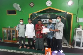 KB PII HST kembali santuni mu'allaf dan dhu'afa pedalaman meratus