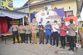 Wabup pantau pos penyekatan Anjir Pasar dan Handil Bakti
