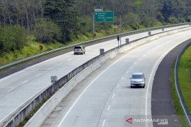 Pakar ungkap penyebab tol sepi pengguna, mulai dari tarif tinggi hingga kurang konektivitas