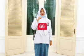 Flora  pelajar Pesisir Selatan terpilih sebagai Paskibraka nasional wakili Sumbar