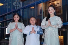Krisdayanti rayakan Lebaran tahun ini tanpa suami