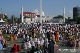 Wali Kota Batam bersyukur dapat shalat Ied  saat pandemi