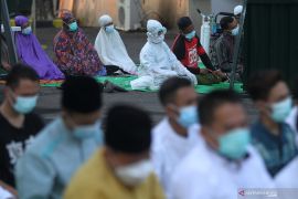 Shalat Idul Fitri di RS Lapangan Indrapura