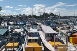 Nelayan di Belitung kembali turun melaut pada hari ketiga lebaran