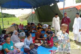 10 kepala keluarga korban kebakaran lebaran di tenda darurat