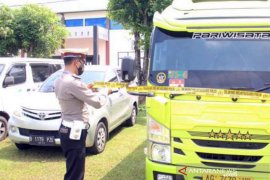 Polisi Madiun amankan empat travel ilegal angkut pemudik