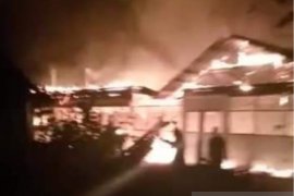 30 unit kios pasar hangus terbakar di Aceh Tamiang