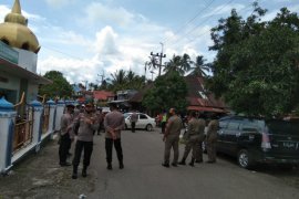 Petugas tingkatkan pengamanan di objek wisata Pantai Sasak Pasaman Barat