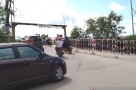 Dishub: 100 ribu kendaraan keluar masuk perbatasan Banjarmasin-Batola