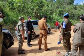 DPRD HSS sidak jalan tambang diduga gunakan tanah milik masyarakat