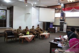 Dinilai lamban, Bupati Solok minta OPD cepat tanggap tanggulangi bencana