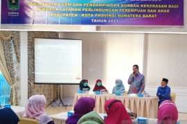 Bupati Pessel: Ekonomi keluarga menjadi faktor terjadinya kekerasan dalam rumah tangga