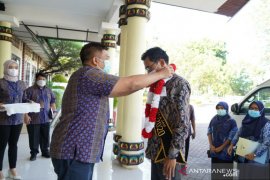 PLN Sumbar beri apresiasi untuk guru terbaik