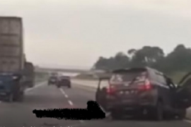 Dua penumpang Xenia meninggal setelah tabrak ekor truk di tol