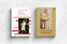 Mien R. Uno tuangkan pengalaman hidup delapan dekade lewat buku
