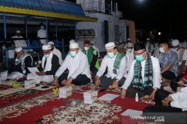 COVID-19 tak kunjung usai, Pemkab Siak ritual tolak bala dengan "Ghatib Beghanyut"