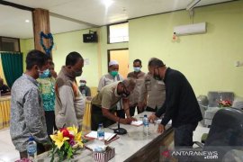 PT SLS, farmers collaborate to combat forest and land fire