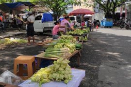 Penjualan ketupat jelang Lebaran Ketupat di Manado Page 3 Small