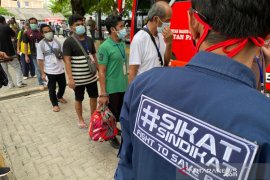 Astakira Cianjur bantu pemulangan 8 pekerja migran dari Timur Tengah
