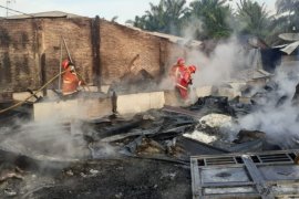 Delapan rumah di Hutabayu Raja Simalungun terbakar