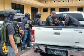 Satgas Gakkum tangkap KKB penembak Letda Inf Amran Blegur