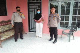 Warga Desa Sendang Rejo Langkat dihebohkan maling tanpa busana masuk ke rumah