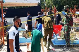 Satreskrim Banjarmasin tunggu hasil autopsi jenasah balita diduga korban aniaya