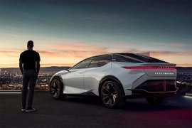 Hingga April, Lexus klaim sudah jual 2 juta mobil listrik