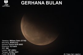Pengamatan "Super Blood Moon" di OIF UMSU terkendala cuaca