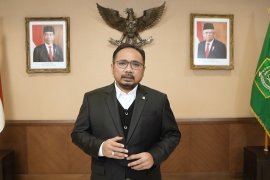 Menag berpesan pada umat Buddha agar rekatkan persaudaraan