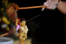 Ibadah Waisak di Bali