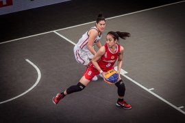 Timnas bola basket 3x3 putri Indonesia berjibaku hadapi Amerika di kualifikasi Olimpiade