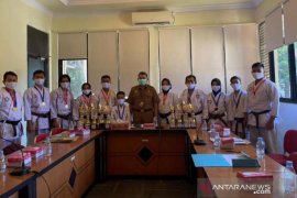 Audiensi INATKF dan Kadispora Kalsel, hadirkan 13 atlet HSS peraih medali emas internasional