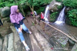 Spektrum - Menanti secercah kesejahteraan dari desa wisata Garut